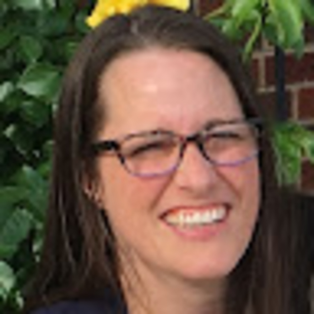 Meet your Posher, Lisa